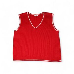 Red Tabi Cable Knit Vest
